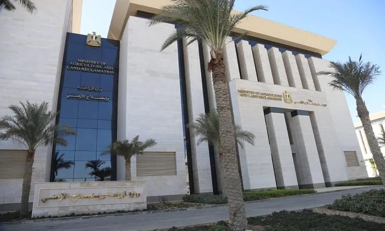 وزارة الزراعة تصدر أكثر من 800 تصريح لاستئناف أنشطة الإنتاج الحيواني والدواجن