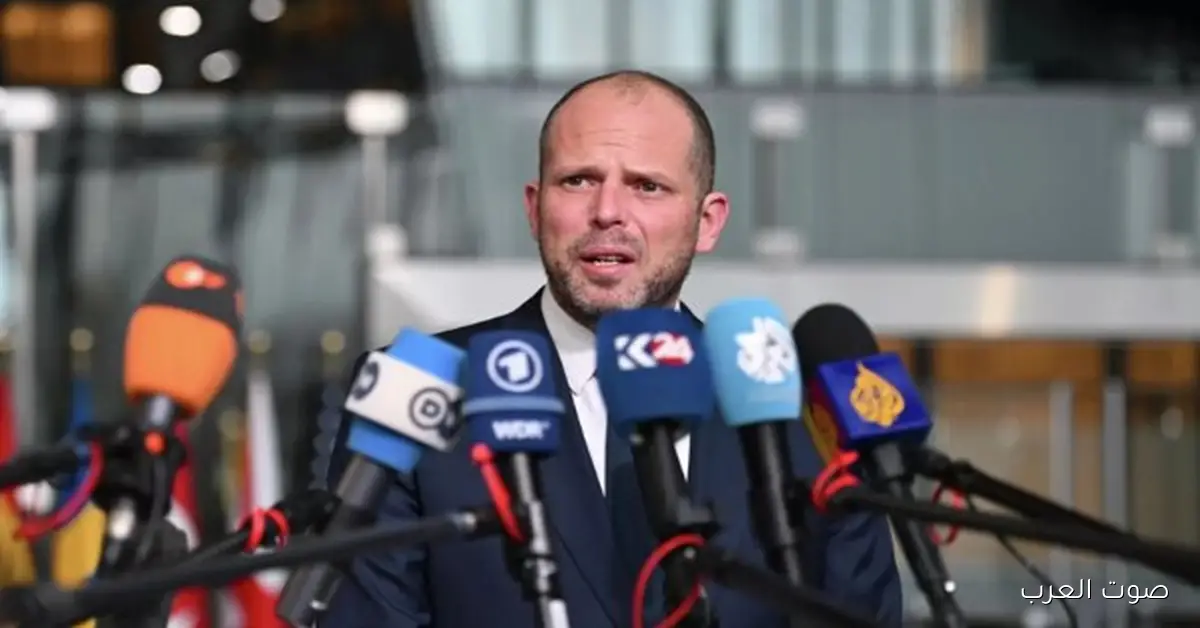 وزير دفاع بلجيكا يعلن عن دعم كينشاسا ويبحث في تعزيز التعاون العسكري بين البلدين