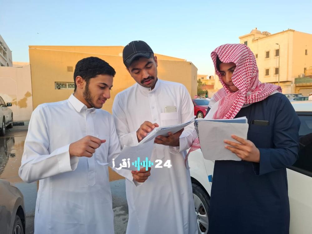 صور «نور» يغلق أبوابه أمام المتغيبين وتطبيق الحرمان في بداية الامتحانات