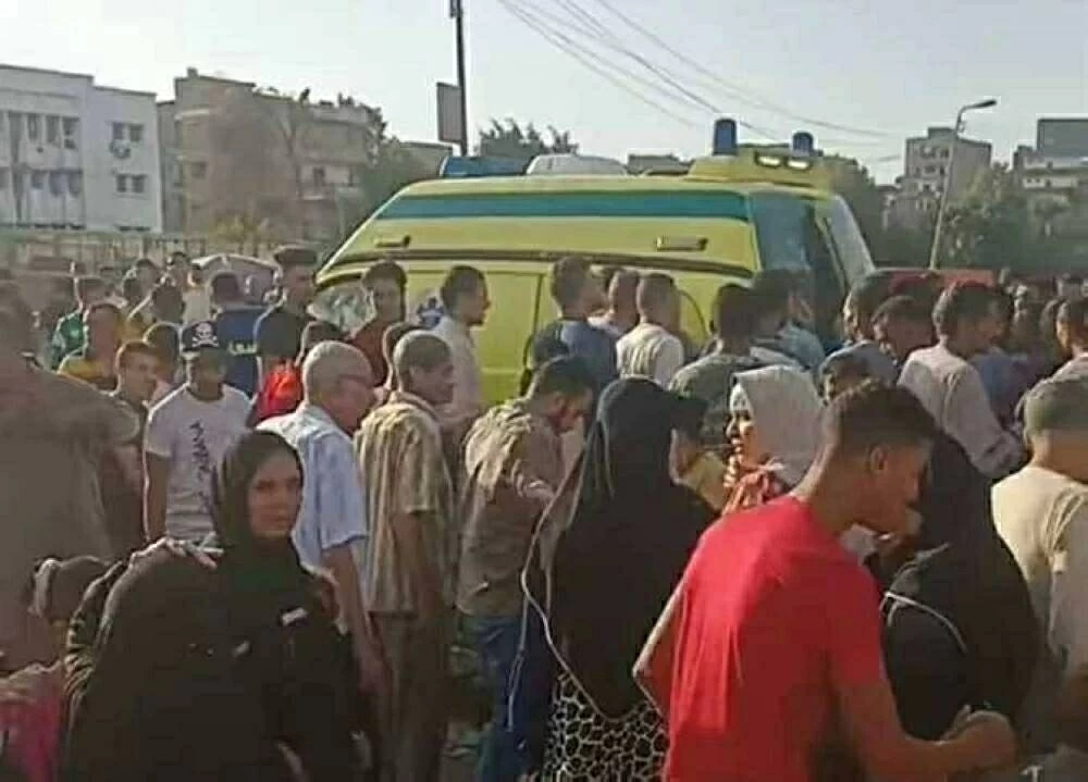 مصرع مواطن في حادث عبور مزلقان قطار بالمنيا