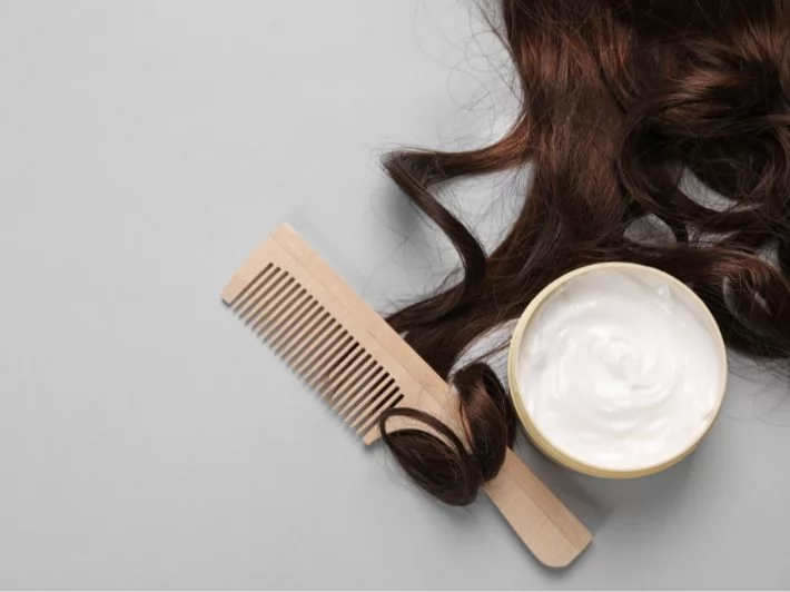 «تحول شعرك يبدأ هنا!» الوصفة الطبيعية الخارقة: كريم يعيد الحياة للشعر المجهد والجاف ويمنحه ترطيباً ولمعاناً لا مثيل له