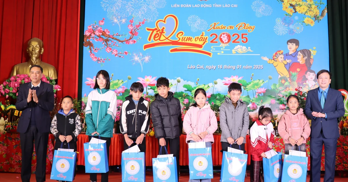 تنظيم فعاليات متنوعة لدعم أعضاء النقابات والعمال احتفالاً برأس السنة القمرية تي̂ت