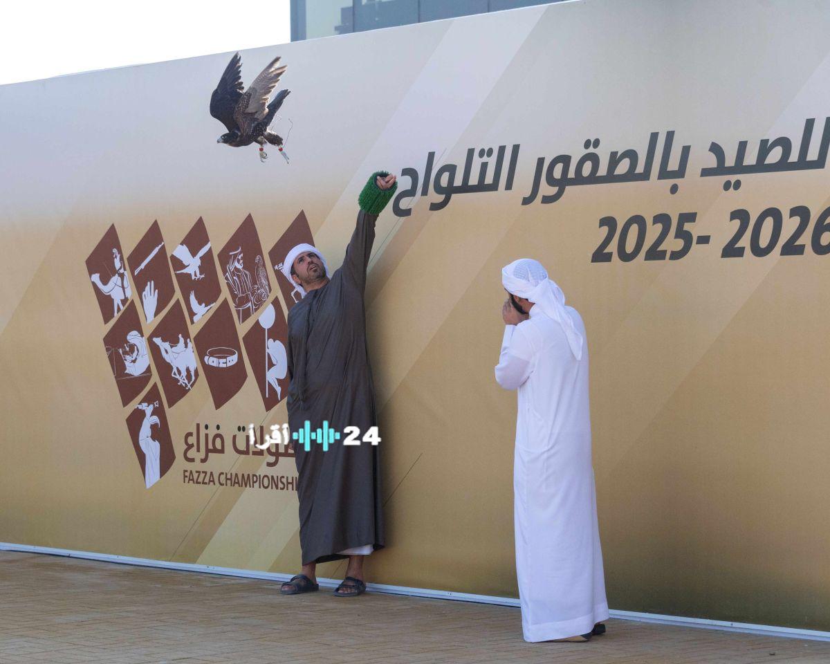 انطلاق أشواط العامة مفتوح ببطولة فزاع للصيد بالصقور بمشاركة خليجية واسعة