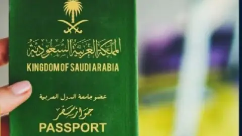 من هو سهل منصور السحيمي الذي فقد الجنسية السعودية؟