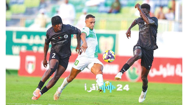 مانشستر يونايتد يواجه عقبة الاتفاق ويسعى لقمة الدوري الإنجليزي