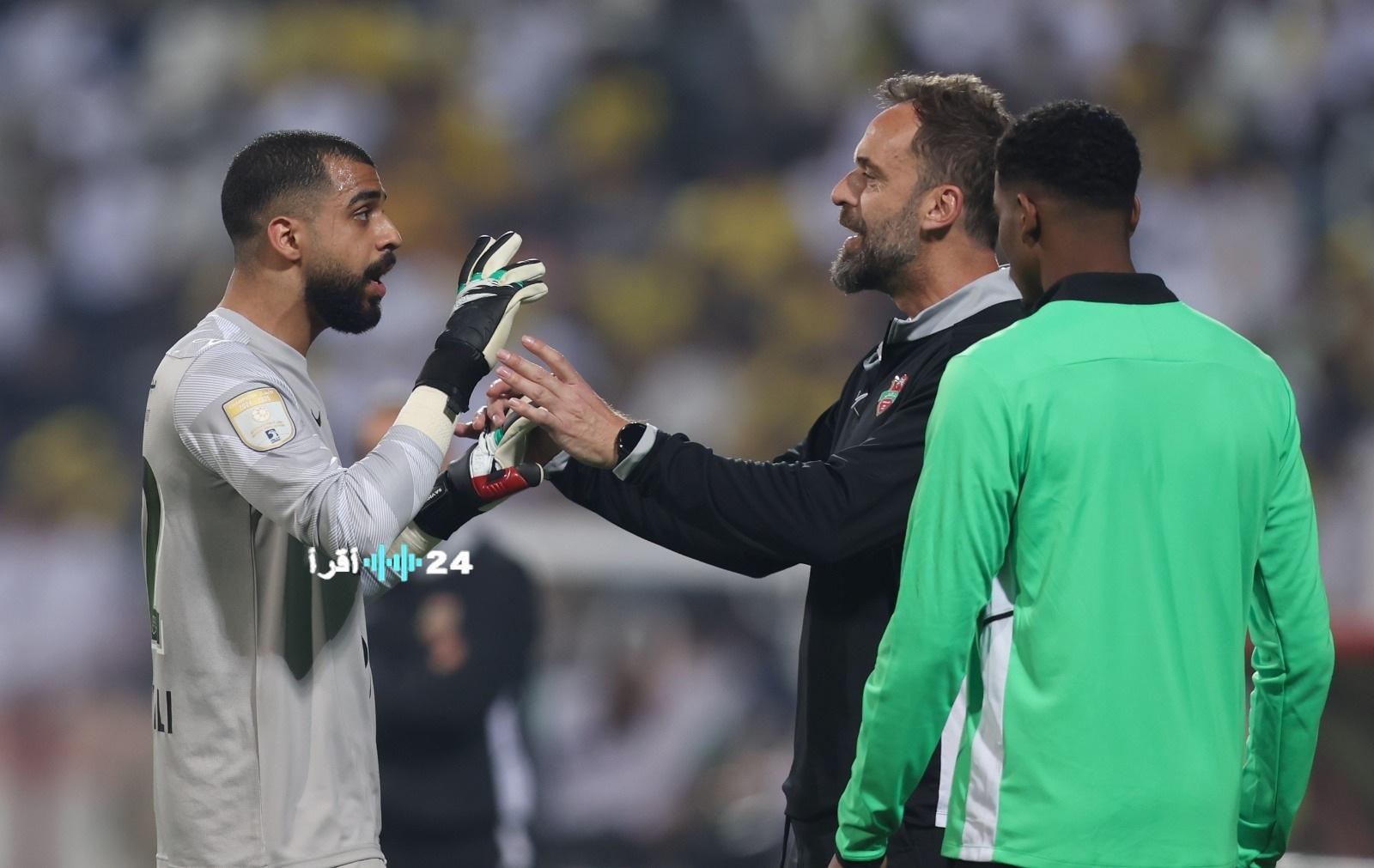 المقبالي يكشف أسباب خلافه مع سوزا في مباراة شباب الأهلي والوصل