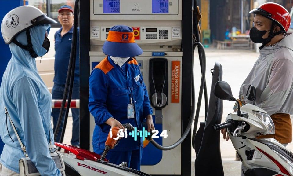 «تحوّل مفاجئ!» البنزين يرتفع بعد ظهر اليوم منقلبًا على خمسة انخفاضات متتالية