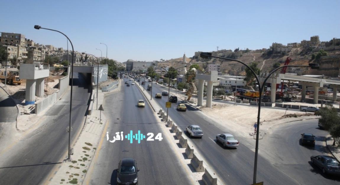 حزمة مشروعات حكومية بقطاع النقل والخدمات تبلغ قيمتها 3.4 مليار دينار