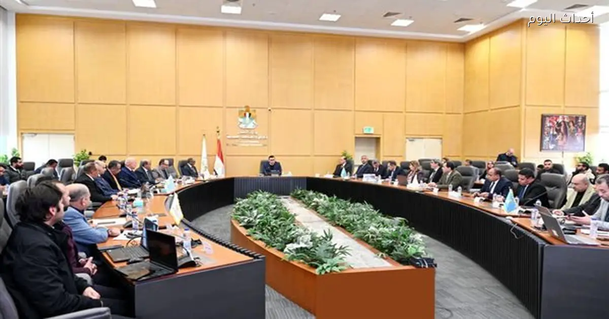 «متابعة شاملة» وزير الإسكان يواصل جهود تنفيذ مشروعات “حياة كريمة” في الريف