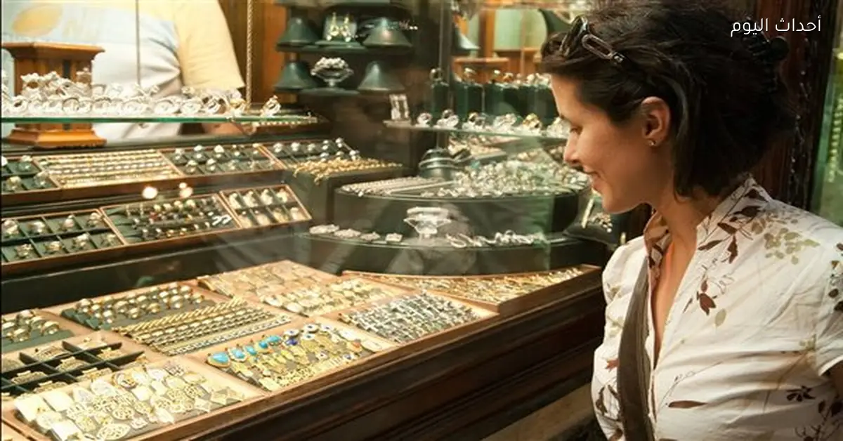 «أسعار الذهب في تصاعد: عيار 24 يبلغ 7040 في بداية تعاملات السبت 17 يناير 2026»