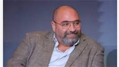 أحمد الجندي يحتفل بعيد ميلاده برحلة استثنائية في عالم الكوميديا بالسينما والدراما المصرية