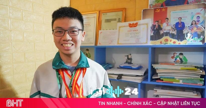 فائز مسابقة الإنجليزية بالمقاطعة يستهدف 9.0 في آيلتس