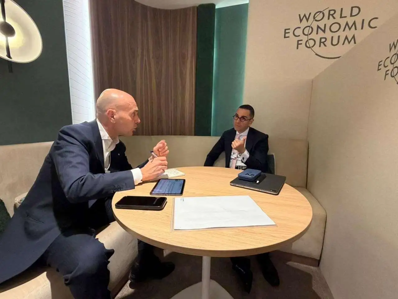 «تعزيز التعاون» وزير الاستثمار يناقش مع شركة “أريستون” العالمية توسيع استثماراتها في مصر