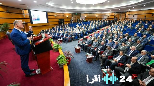 البترول يتبنى استراتيجية خمسية لتعزيز إنتاج النفط والغاز وضمان أمن إمدادات صيف 2026