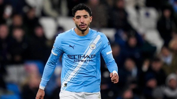 إدارة مانشستر سيتي تتخذ قرارًا غير متوقع بشأن عمر مرموش