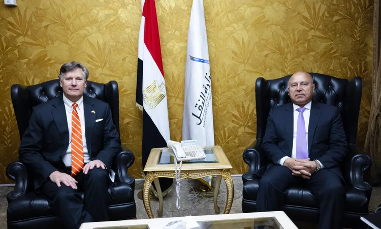 «تعزيز العلاقات الثنائية» وزير الصناعة والنقل يلتقي مع نائب وزير الخارجية الأمريكي
