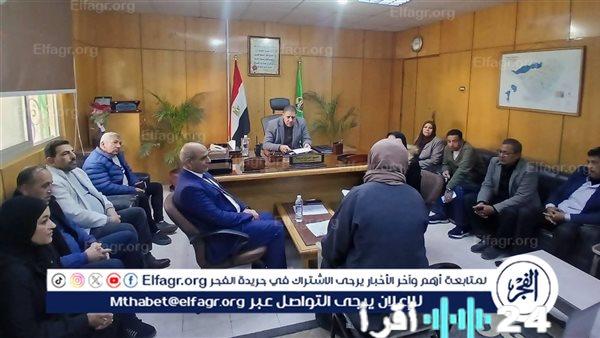 تنفيذ توجيهات محافظ الفيوم من خلال تنظيم لقاءات جماهيرية شاملة لمعالجة قضايا المواطنين في جميع المراكز