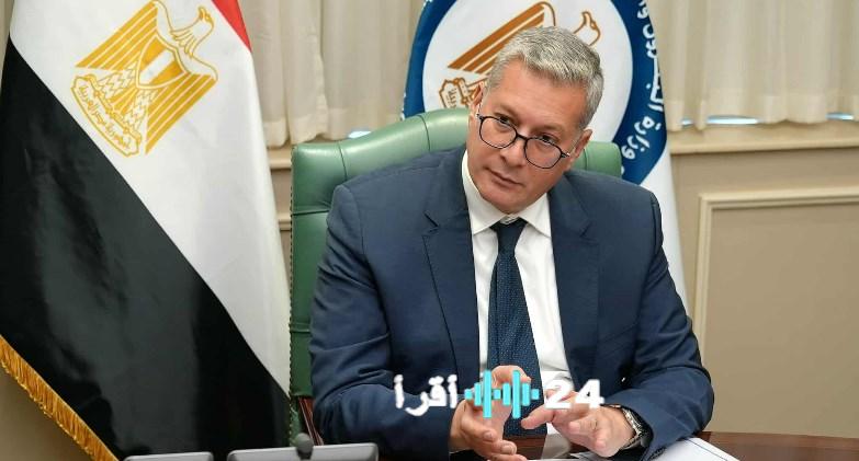 «خطوة نحو الاكتفاء» وزير البترول يكشف عن مشاريع استراتيجية لدعم الاكتفاء الذاتي لمنتجي البنزين والسولار