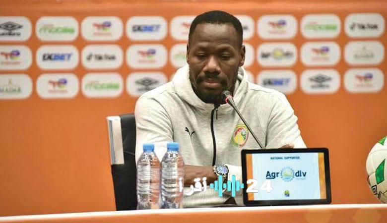 «بين القلب والانتماء» مدرب السنغال يؤكد: جذوري تجمعني بمالي وكياني يرتكز على السنغال.. مواجهة رياضية لا حرب وجود