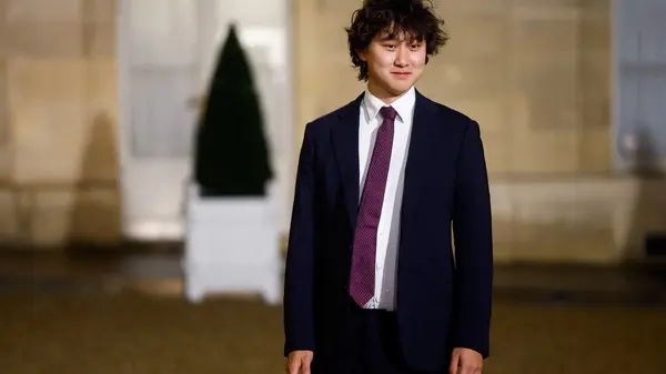 «عقليات المال والأعمال: كيف تتجسد الرؤية في الأرقام؟» رهان مارك زوكربيرغ بـ 14 مليار دولار يؤمن له مكانة مرموقة في قائمة فوربس للأثرياء دون الأربعين