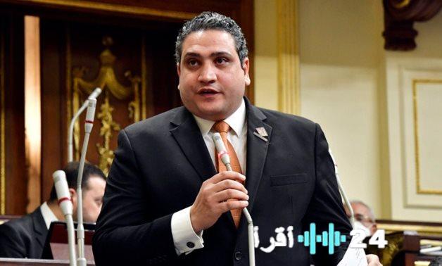 مطالبة برلمانية في الشيوخ بإعادة الإعفاء الجمركي على الهواتف المحمولة للمصريين بالخارج