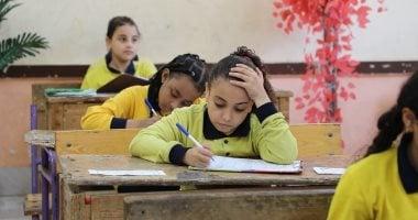 انتهاء امتحانات الفصل الأول لطلاب النقل الابتدائي والإعدادي في محافظة الجيزة غدًا