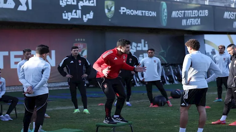 طاقم تحكيم مباراة الأهلي وطلائع الجيش في كأس عاصمة مصر يتم الكشف عنه