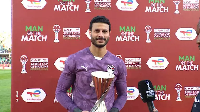 مسؤول ببعثة منتخب مصر يحسم جدل حقن محمد الشناوي بالبلازما
بعثة منتخب مصر تكشف تفاصيل جديدة حول حقن محمد الشناوي بالبلازما
مسؤول من بعثة المنتخب يكشف حقيقة حقن الشناوي بالبلازما بالكامل
خاص مسؤول ببعثة المنتخب يكشف سر حقن محمد الشناوي بالبلازما وتفاصيل حالته
مسؤول بالمنتخب يصرح الشناوي وحقن البلازما ما لم يكشف من قبل