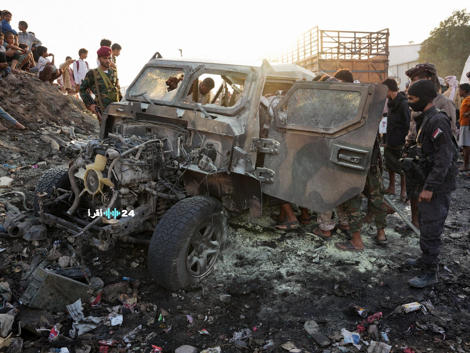 مقتل خمسة جنود في هجوم “خائن” يستهدف قافلة عسكرية في اليمن