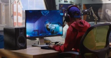 حماية أطفالك من مخاطر الألعاب الرقمية في إجازة منتصف العام