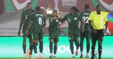 أكور آدامز يؤكد عزم نيجيريا على تعويض إخفاق المونديال بالفوز بكأس أمم أفريقيا