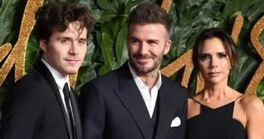 ديفيد وفيكتوريا بيكهام يشاركان رسالة عاطفية لبروكلين