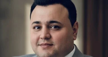 «خبراء يتوقعون ارتفاع أسعار الفضة إلى 135 دولارًا للأونصة بحلول عام 2026»