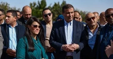 «خطوات جادة نحو تنمية مستدامة…» وزيرا التخطيط والزراعة ومحافظ أسوان يتفقدان مشروعات المصرف الزراعي الحيوي بأسوان