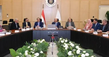 «فرص واعدة» وزارة الصناعة تدعم المستثمرين في قطاع الغزل والنسيج