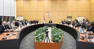 «بوصلة التطوير العقاري» وزير الإسكان يناقش مع سيتي إيدج آليات دفع مبيعات مشروعات هيئة المجتمعات العمرانية الجديدة وتعزيز تنافسيتها