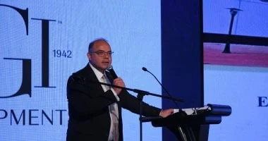 «موجة الذهب تكتسح الأسواق» الذهب يشعل شهية المستثمرين: 5 مليارات جنيه تتدفق من 324 ألف مستثمر نحو صناديقه