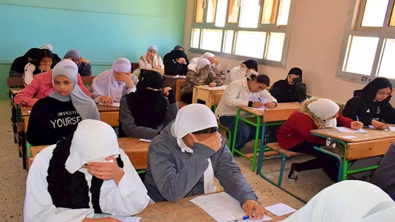 تعليق امتحانات نصف العام 2026 غداً بسبب الظروف الجوية السيئة