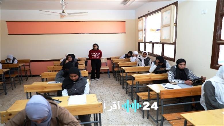 تعليم أسوان ينشئ غرفة مركزية لرصد شكاوى امتحانات الشهادة الإعدادية