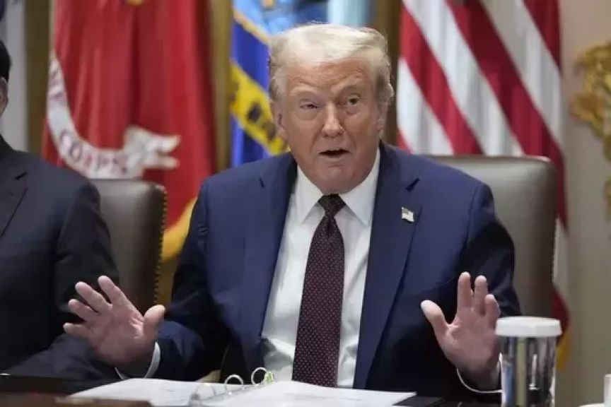 ترامب يعلن التزامًا بحد أقصى 10% لفوائد البطاقات الائتمانية بدءًا من 20 يناير