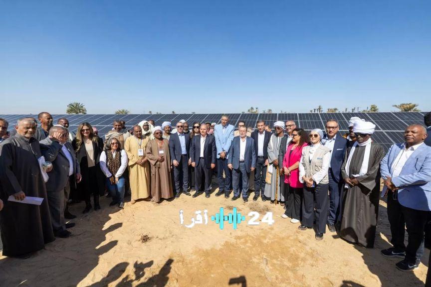 محافظ البنك المركزي ووزير الزراعة يتفقدان ميدانيًا مشروعات تمكين صغار المزارعين بأسوان