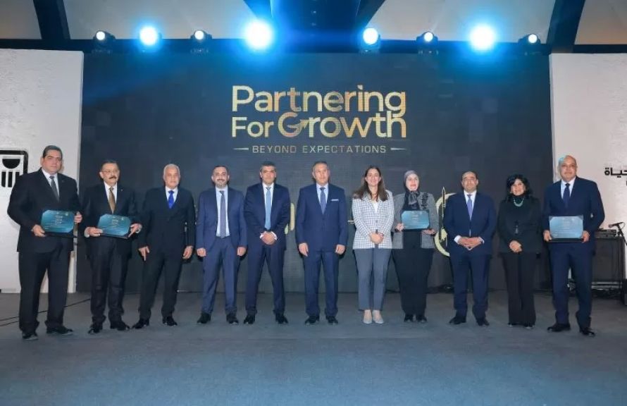 البنك الأهلي المصري ومصر لتأمينات الحياة يطلقان 4 حلول تأمينية جديدة بشراكة استراتيجية