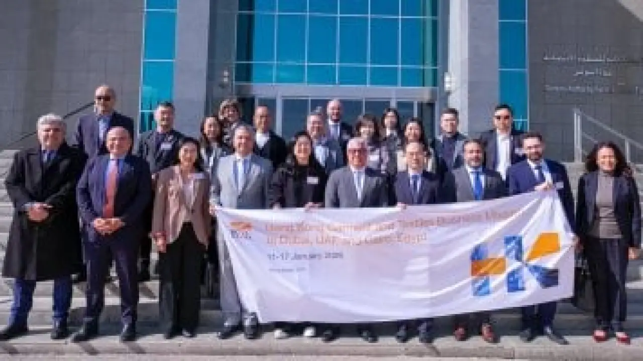 تحرك قناة السويس المفاجئ ينهي صراع المنسوجات بفضل استثمارات هونج كونج