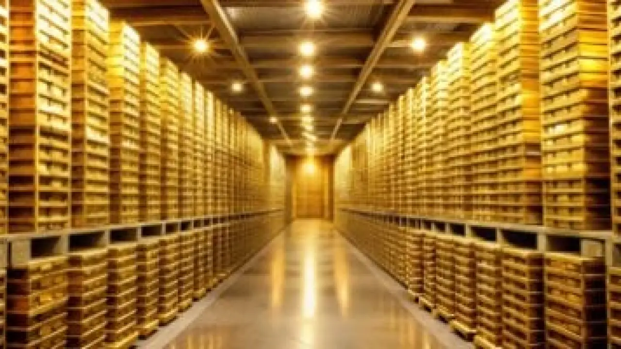 الذهب يصعد بقوة عالمياً ومحلياً قفزة صادمة لعيار 18 تربك سوق الصاغة والمشترين