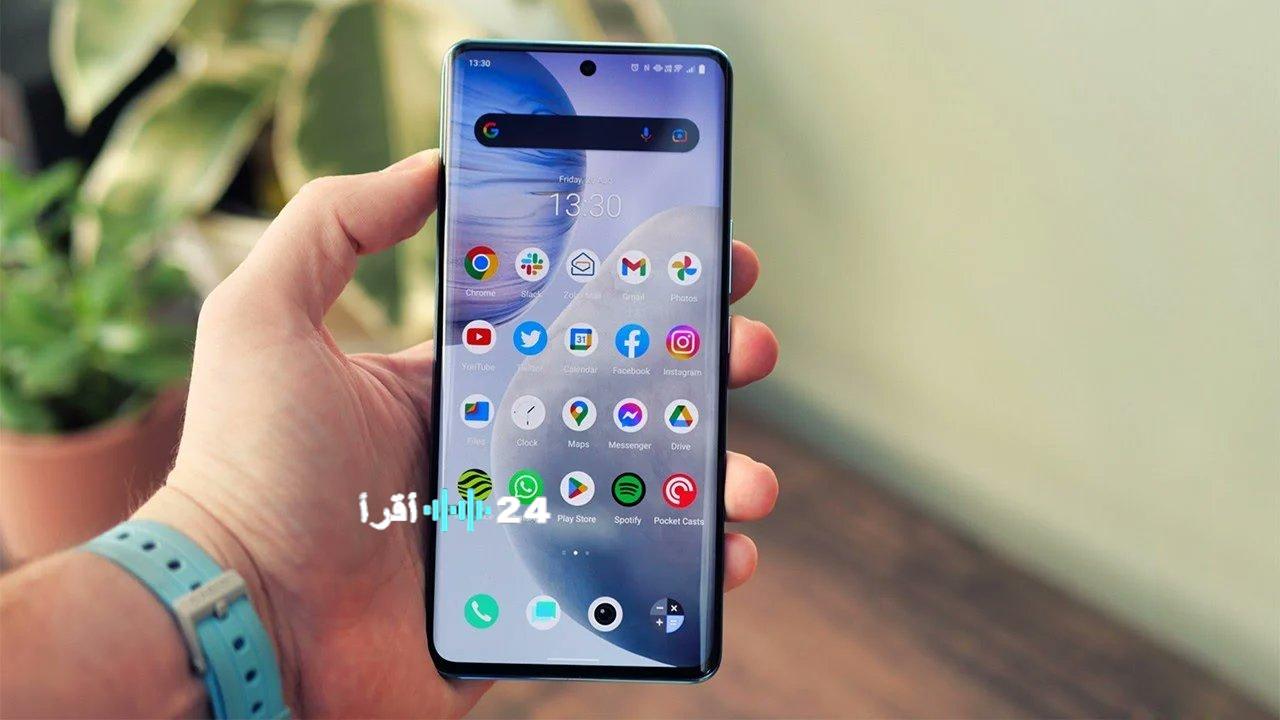 خبير أمني مصري سابق يحذر الهواتف بغرف النوم والحمامات بوابة للتجسس على حياتك الخاصة