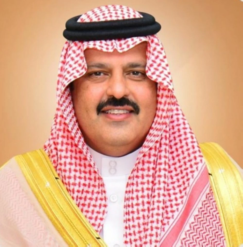 «تضامن إنساني» أمير حائل ونائبه يعزون أسرة العفنان في مصابها الأليم