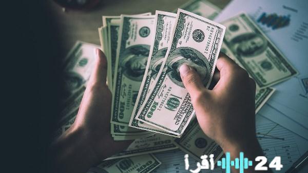 «استقرار الدولار في البنوك المصرية خلال فترة منتصف يوم السبت»