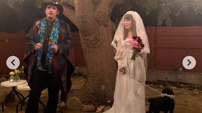 فنانة مشهورة تفاجئ الجميع بإعلان زواجها من كلبها