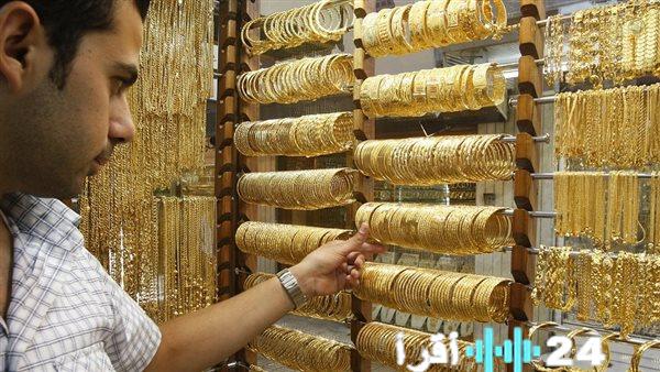 أسعار الذهب تشهد تقلبات مفاجئة في الأسواق المصرية والعالمية حيث بلغت 3000 جنيه للجرام