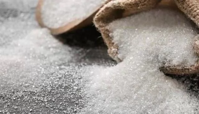 «تراجع تاريخي في أسعار السكر العالمية وسط وفرة المعروض»  أسعار السكر العالمية تتجه لأكبر تراجع سنوي.